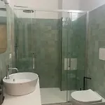 Alojamento de Acomodação e Pequeno-almoço Chiesa Russa 3*